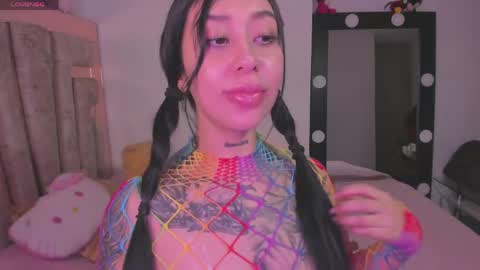 Snapshot of hilary_jones_22 chatting on May 2026 12:49:01 AM LUNA new account FOLLOW ME online show from May 2026 12:49:01 AM
