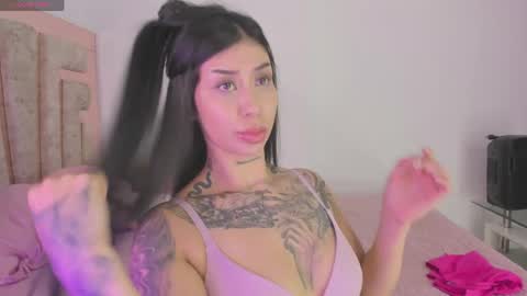 Snapshot of hilary_jones_22 chatting on June 2026 11:50:02 PM LUNA new account FOLLOW ME online show from June 2026 11:50:02 PM
