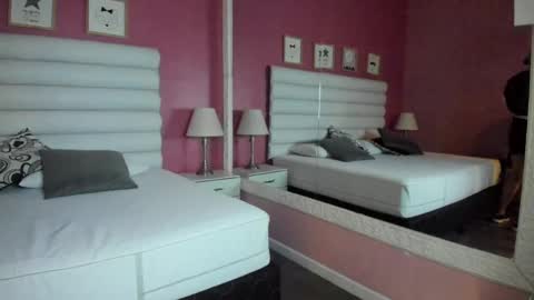 hilary_tailor online show from September 2025 11:00:01 AM