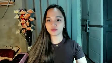 hilarymolly online show from March 2026 05:08:02 AM