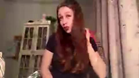 Hi Im Elizabeth online show from December 2025 03:06:01 PM