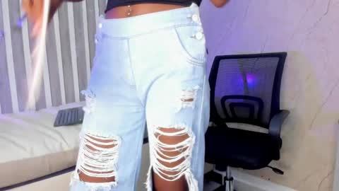  Hillary  online show from February 2025 11:03:02 PM