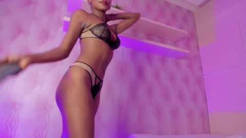  Hillary  online show from February 2025 08:50:01 AM