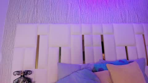 Hillary online show from March 2026 11:43:02 AM