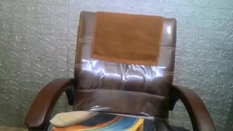 Himani online show from September 2025 05:28:01 PM