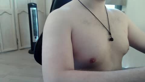 Snapshot of himbo_fox chatting on June 2026 12:24:01 AM Himbo fox online show from June 2026 12:24:01 AM