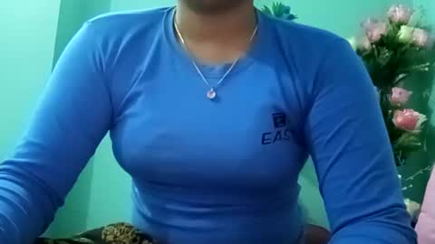 himuhimu22 online show from December 2024 12:09:02 PM