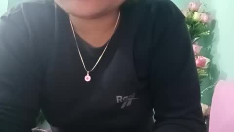 himuhimu22 online show from January 2025 06:57:01 PM