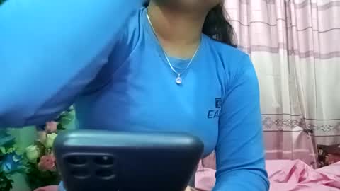 himuhimu22 online show from January 2025 01:02:02 PM