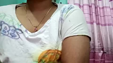 himuhimu22 online show from January 2025 10:34:02 AM