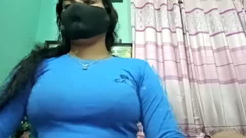 himuhimu22 online show from January 2025 03:15:01 PM