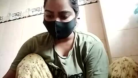 himuhimu22 online show from January 2026 08:08:01 AM