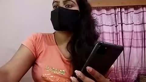 himuhimu22 online show from May 2026 06:48:01 PM