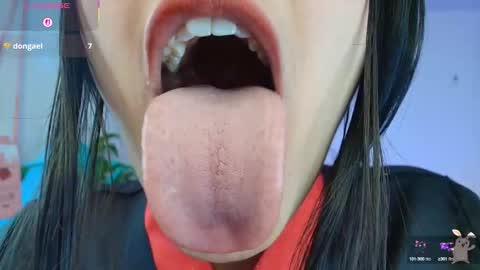 hinata online show from October 2025 06:39:01 PM