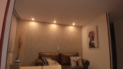 Hinnata online show from February 2025 12:22:02 AM