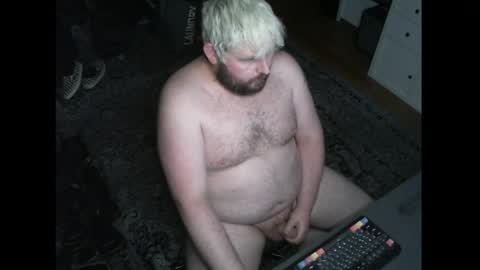 Snapshot of hipguy91 chatting on May 2026 06:18:01 AM hipguy91 online show from May 2026 06:18:01 AM