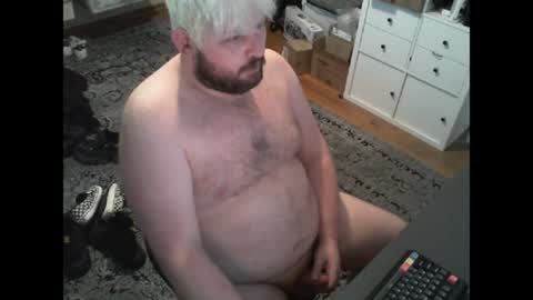 Snapshot of hipguy91 chatting on July 2026 12:02:01 AM hipguy91 online show from July 2026 12:02:01 AM
