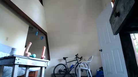 Hippie Jijm online show from September 2025 06:55:01 PM