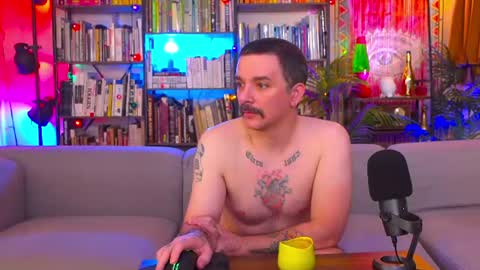Snapshot of hipstertrashdumpsterfire chatting on July 2026 08:01:02 AM HipsterTrash Clark one half of Task Manager online show from July 2026 08:01:02 AM