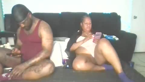 Snapshot of hisforever chatting on January 2026 01:10:02 AM KASHEL online show from January 2026 01:10:02 AM