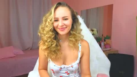 Ksenia online show from October 2025 12:21:02 AM