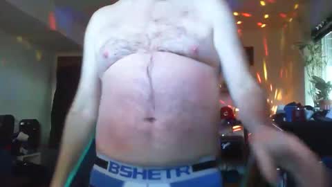 hobbes80 online show from December 2024 10:32:01 PM