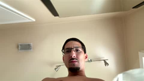 hoeskii online show from December 2025 08:58:02 PM