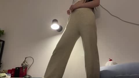 Snapshot of hola_sunflower chatting on October 2025 01:55:02 AM amy online show from October 2025 01:55:02 AM