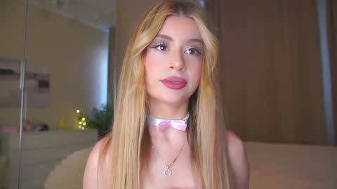 Moni Monica online show from March 2026 08:26:33 AM