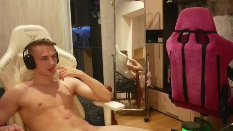 Extaz  Athrey  Howard online show from September 2025 09:38:02 PM