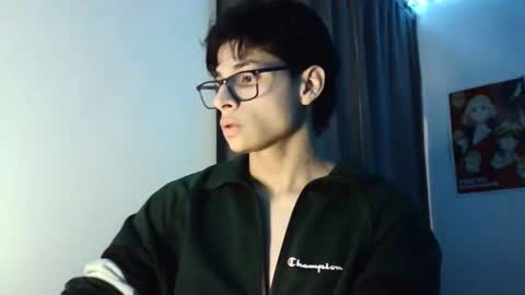 Snapshot of holis2127489 chatting on April 2026 12:54:02 AM Mateeeo g online show from April 2026 12:54:02 AM