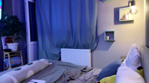 Elizabeth online show from November 2025 02:28:01 PM