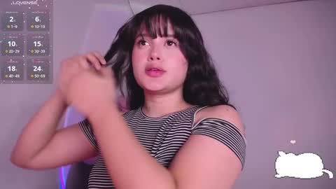 holly_16 online show from February 2025 12:19:01 AM
