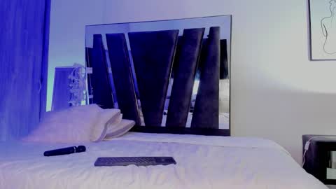 Mara online show from November 2025 05:06:01 AM