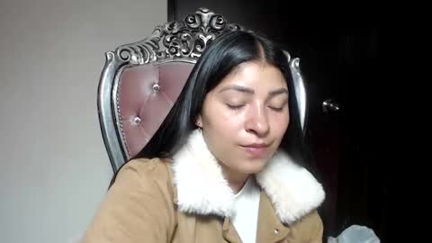 holly online show from December 2024 11:40:02 AM