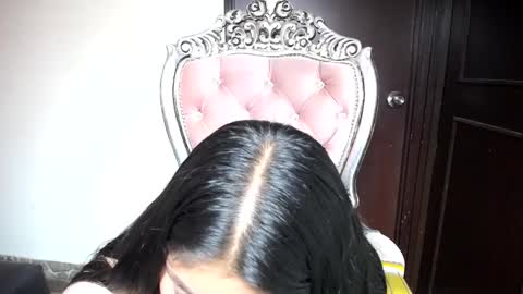 holly online show from February 2025 03:52:01 PM