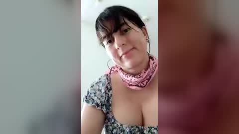 Snapshot of holly_velvett chatting on August 2026 06:51:02 PM holly online show from August 2026 06:51:02 PM