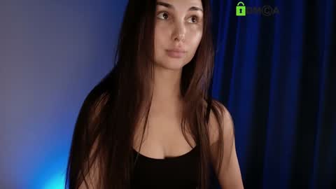 hollyextra online show from February 2026 03:54:01 PM