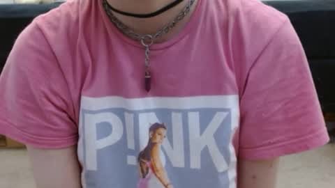 Holly Hawkes online show from January 2025 11:52:02 PM