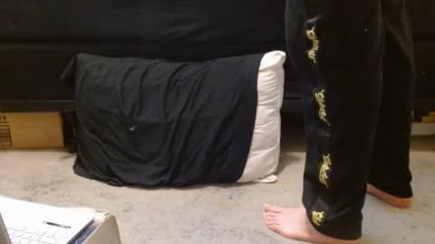 Holly Hawkes online show from January 2025 04:17:01 AM