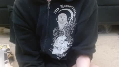 Holly Hawkes online show from March 2025 02:04:02 AM