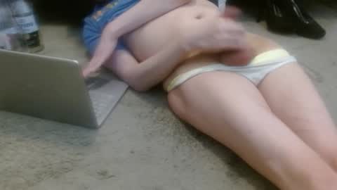 Holly Hawkes online show from December 2025 09:19:02 PM