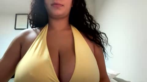 Snapshot of hollykoff chatting on July 2026 01:28:01 PM space online show from July 2026 01:28:01 PM