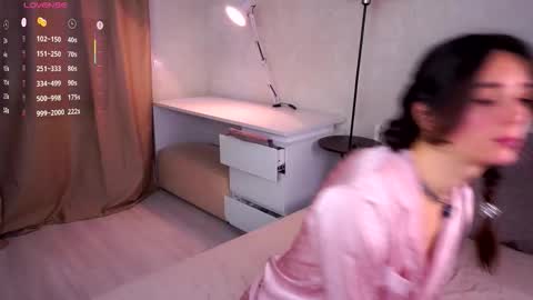 Delly online show from November 2025 05:39:02 AM