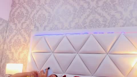 Holly online show from July 2026 01:13:02 PM