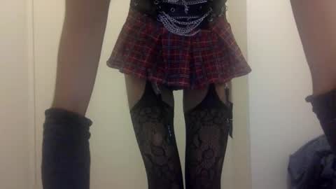 EDGED DICK online show from April 2026 05:40:02 PM