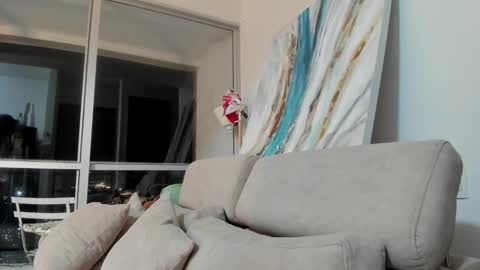 Snapshot of hollyshit_ chatting on December 2024 01:58:01 AM hollyshit_ online show from December 2024 01:58:01 AM