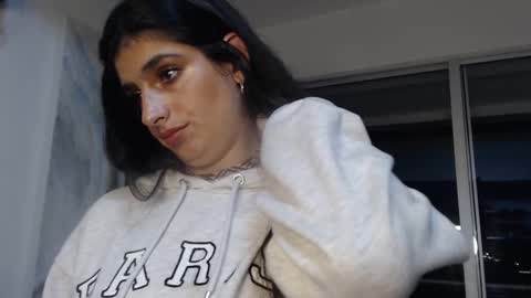 Snapshot of hollyshit_ chatting on February 2025 11:55:02 PM hollyshit_ online show from February 2025 11:55:02 PM