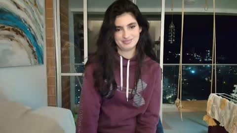 Snapshot of hollyshit_ chatting on October 2025 12:18:01 AM hollyshit_ online show from October 2025 12:18:01 AM