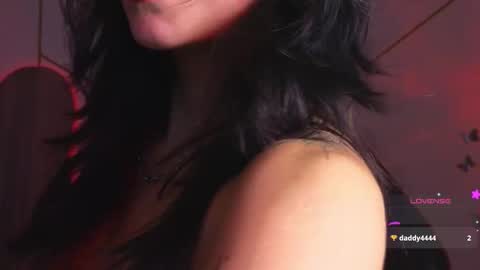 holly online show from November 2025 09:28:01 PM